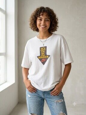 Vintage Y2K Nike White Graphic T-Shirt Unisex Retro Blokecore